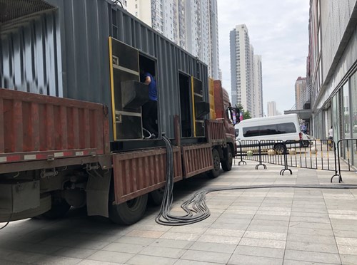 普宁柴油发电机空气滤清器在不同季节的更换周期是否有差异？