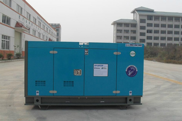 普宁发电机租赁如何正确安装空气滤清器？