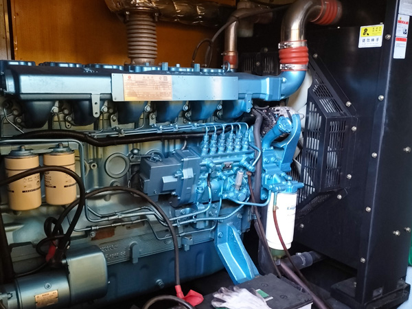 普宁磷酸铁锂蓄电池的使用寿命与哪些因素有关？