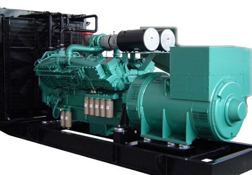 普宁冬季柴油发电机组启动前应进行哪些预热操作？