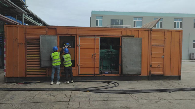 普宁如何检查柴油发电机组的机油油位？